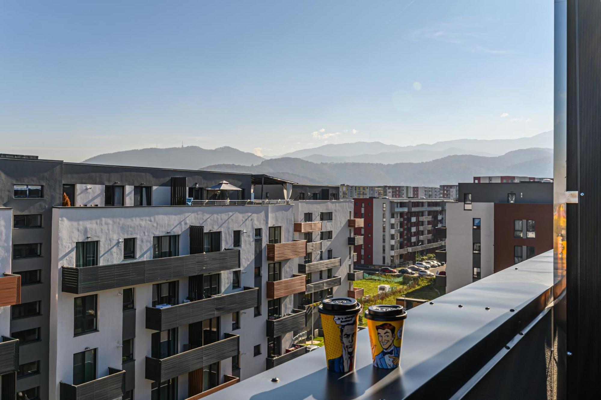 Koa - The Box Braşov Exterior foto